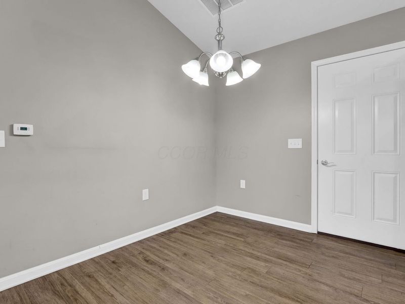 8423 Taylor Chase Drive, Reynoldsburg, OH 43068 Photo 9