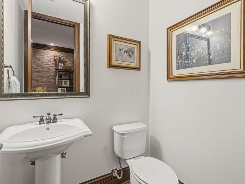 222 E Gay Street, Unit TH26, Columbus, OH 43215 Photo 23
