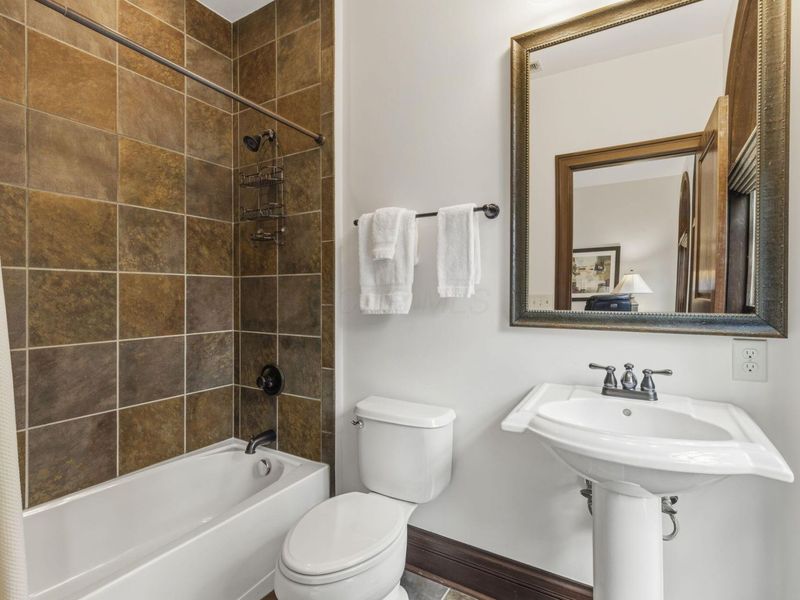 222 E Gay Street, Unit TH26, Columbus, OH 43215 Photo 45
