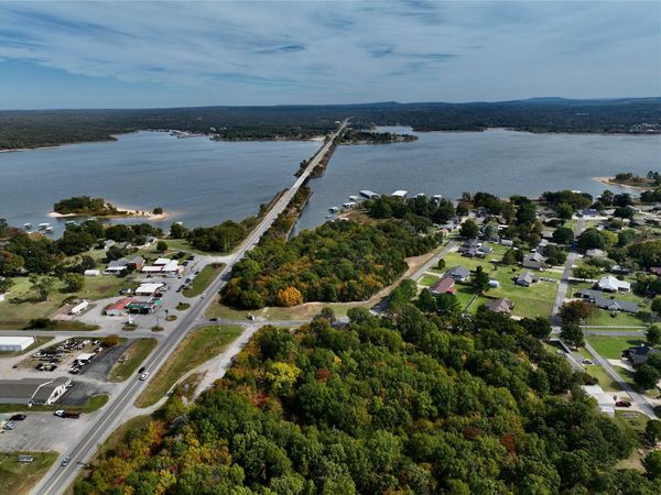 7 E Bower Road , Eufaula, OK 74432