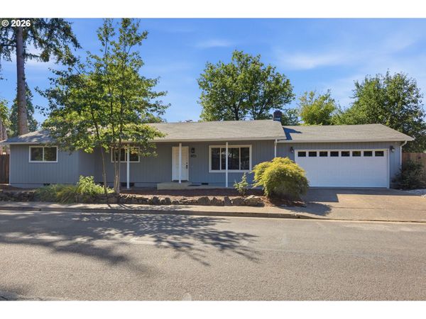1390 BUCK ST, Eugene, OR 97402