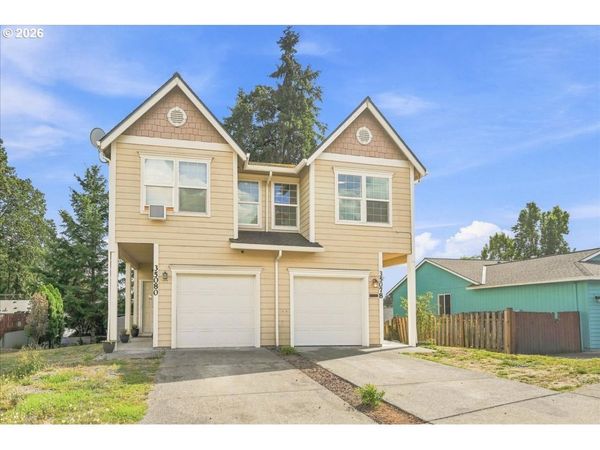 35078 ROBERTS LN, St. Helens, OR 97051