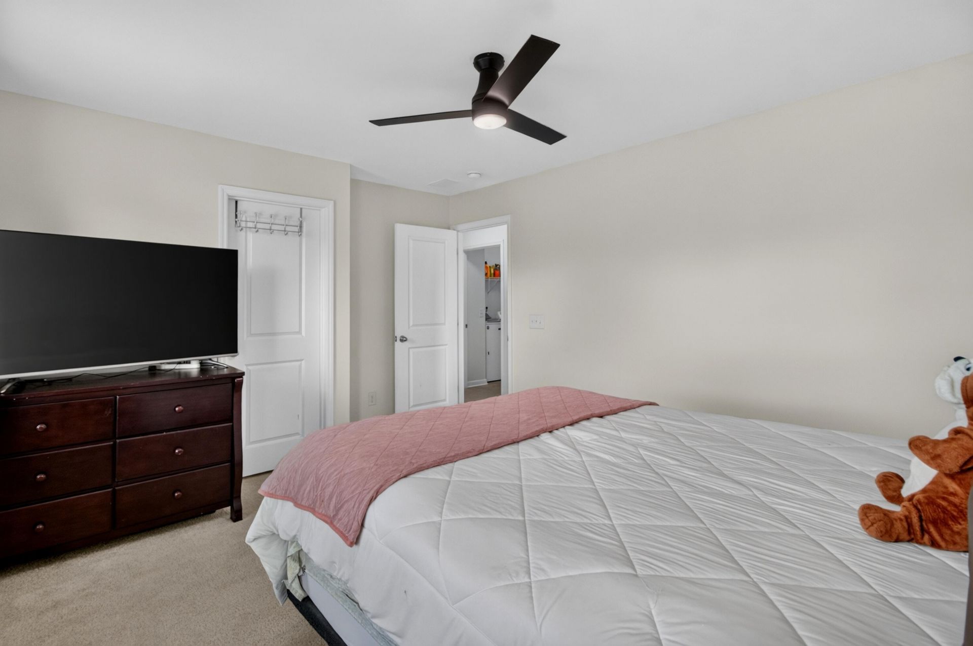 2209 Pimlico Drive Photo 37