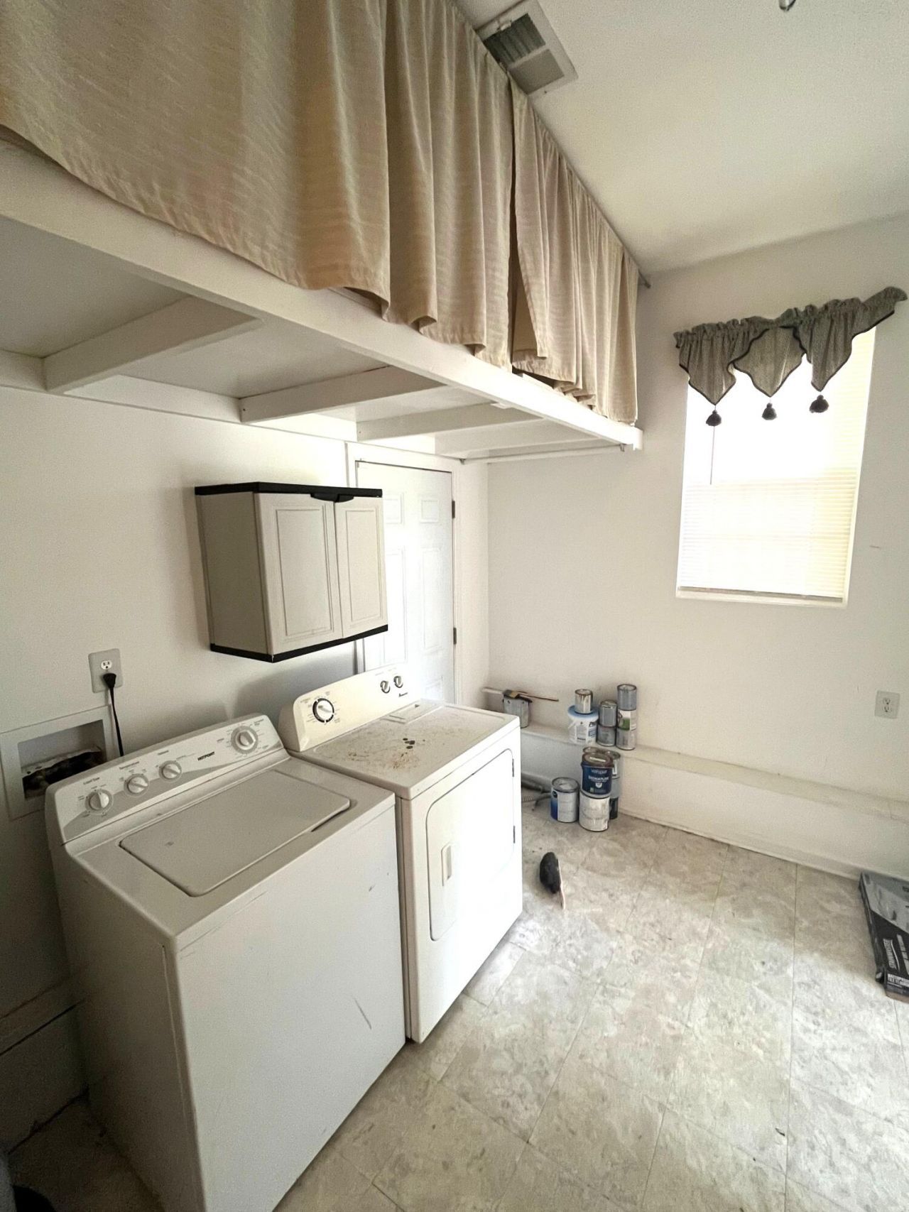 116 Inverness Court Photo 6