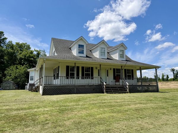 715 Clark Hollow Rd , Whitleyville, TN 38588