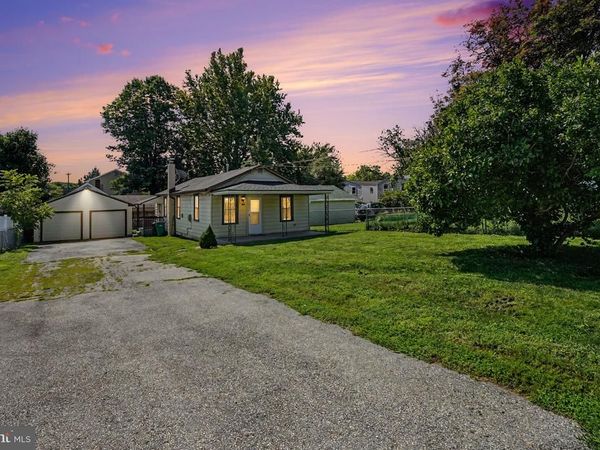 935 HILLSIDE AVENUE, UPPER CHICHESTER, PA 19061