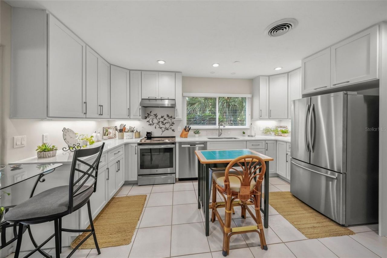 1820 Stanford Lane, Sarasota, FL 34231 Photo