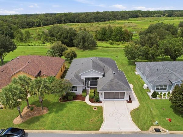 20743 QUEEN ALEXANDRA DRIVE , LEESBURG, FL 34748