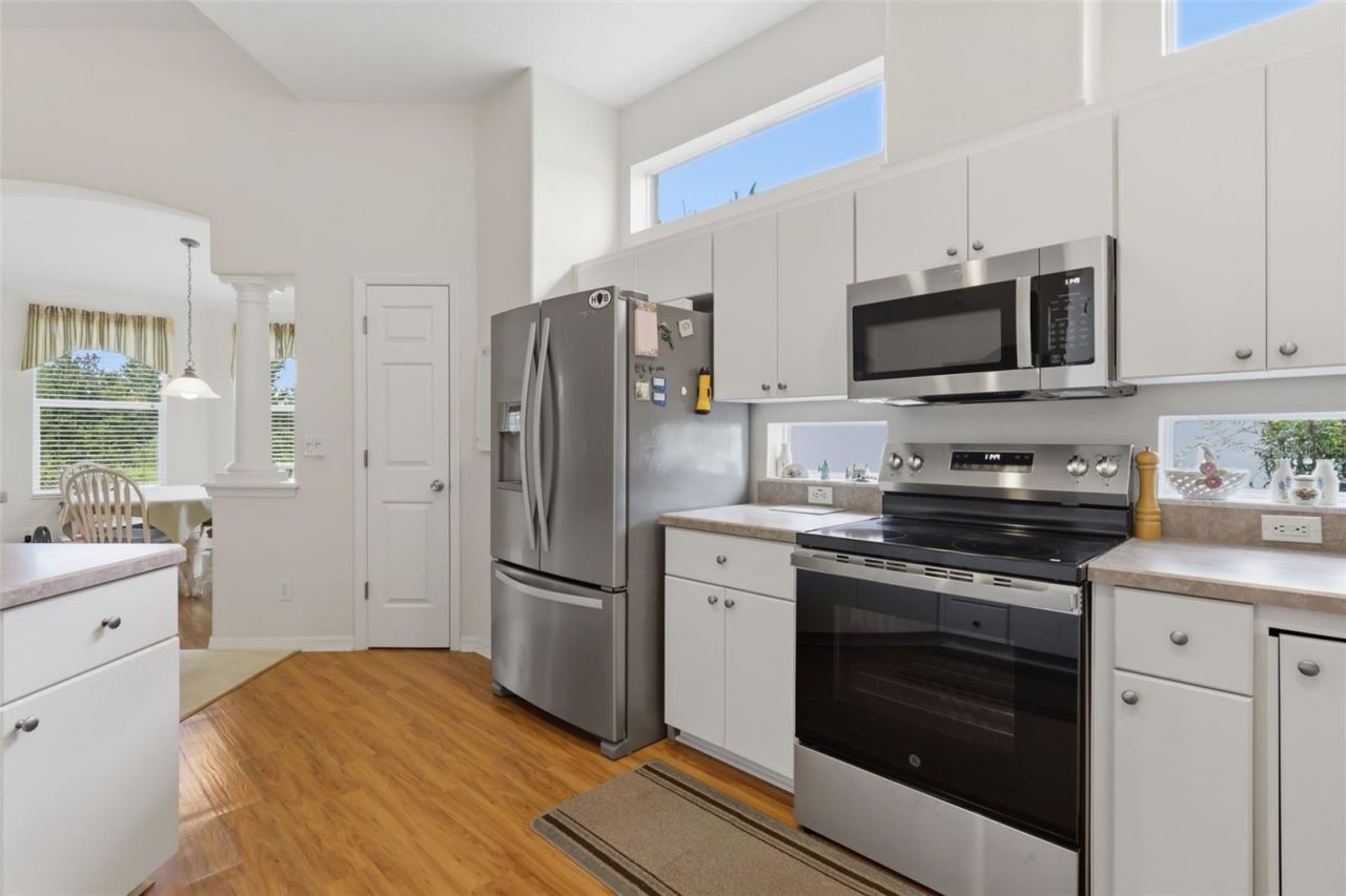 20743 Queen Alexandra Drive, Leesburg, FL 34748 Photo