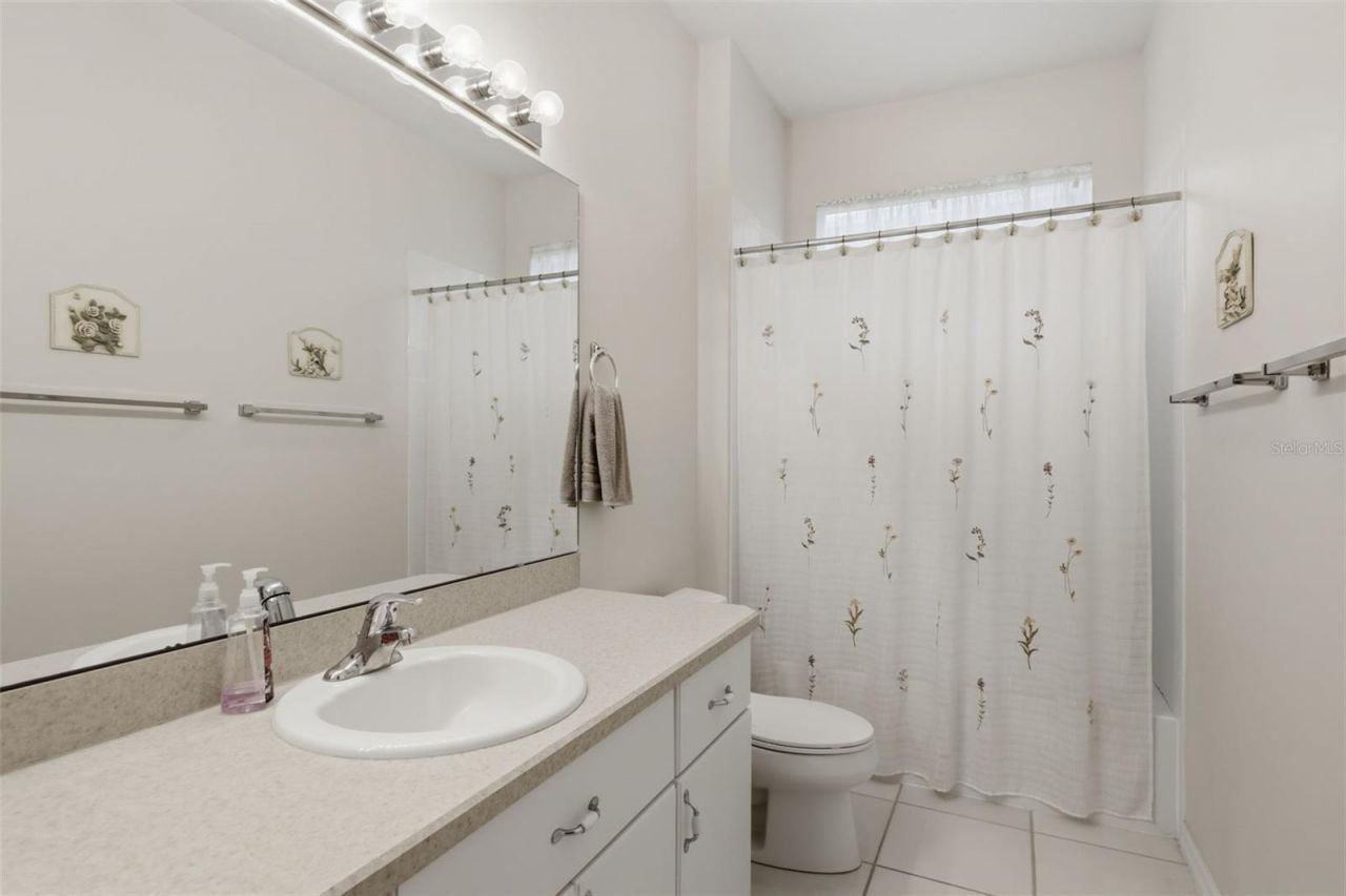 20743 Queen Alexandra Drive, Leesburg, FL 34748 Photo