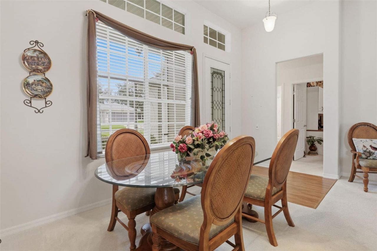 20743 Queen Alexandra Drive, Leesburg, FL 34748 Photo