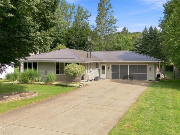 4964 Armor Drive , Hamburg, NY 14075