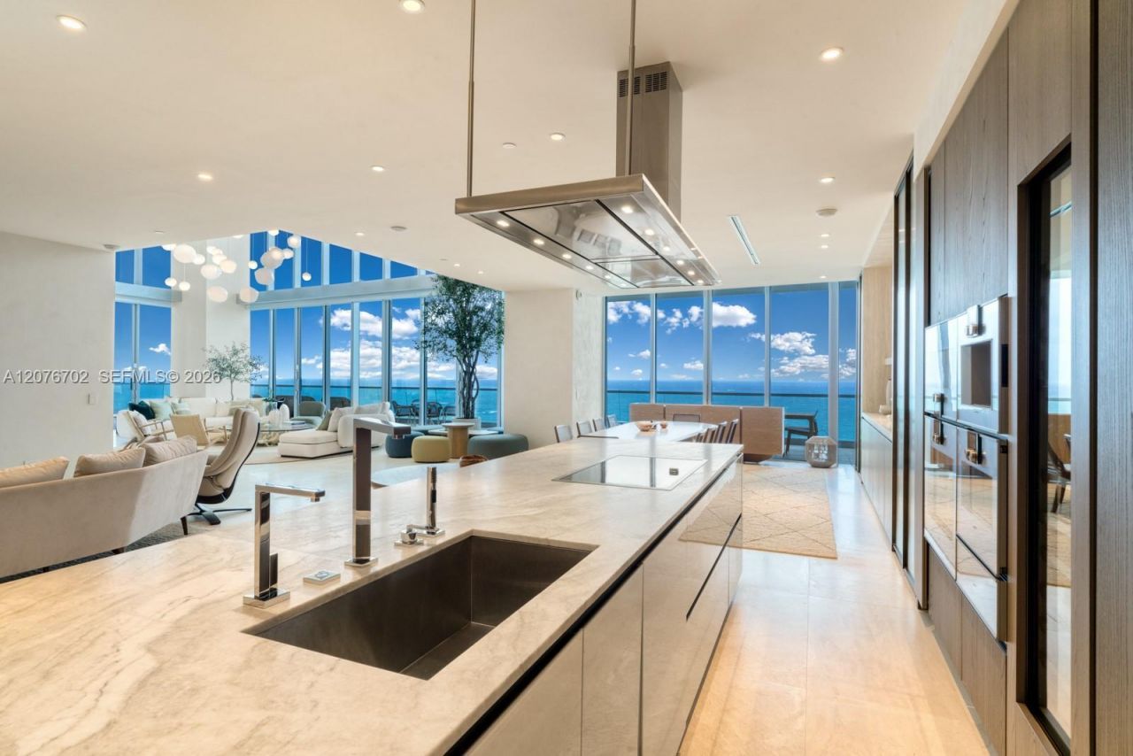 18501 Collins Ave , Unit 2301, Sunny Isles Beach, FL 33160 Photo