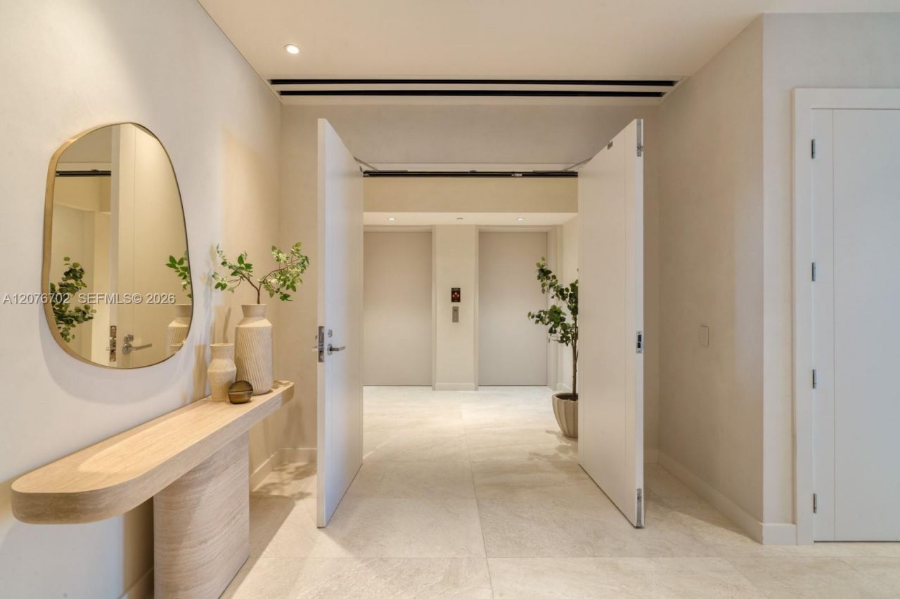 18501 Collins Ave , Unit 2301, Sunny Isles Beach, FL 33160 Photo
