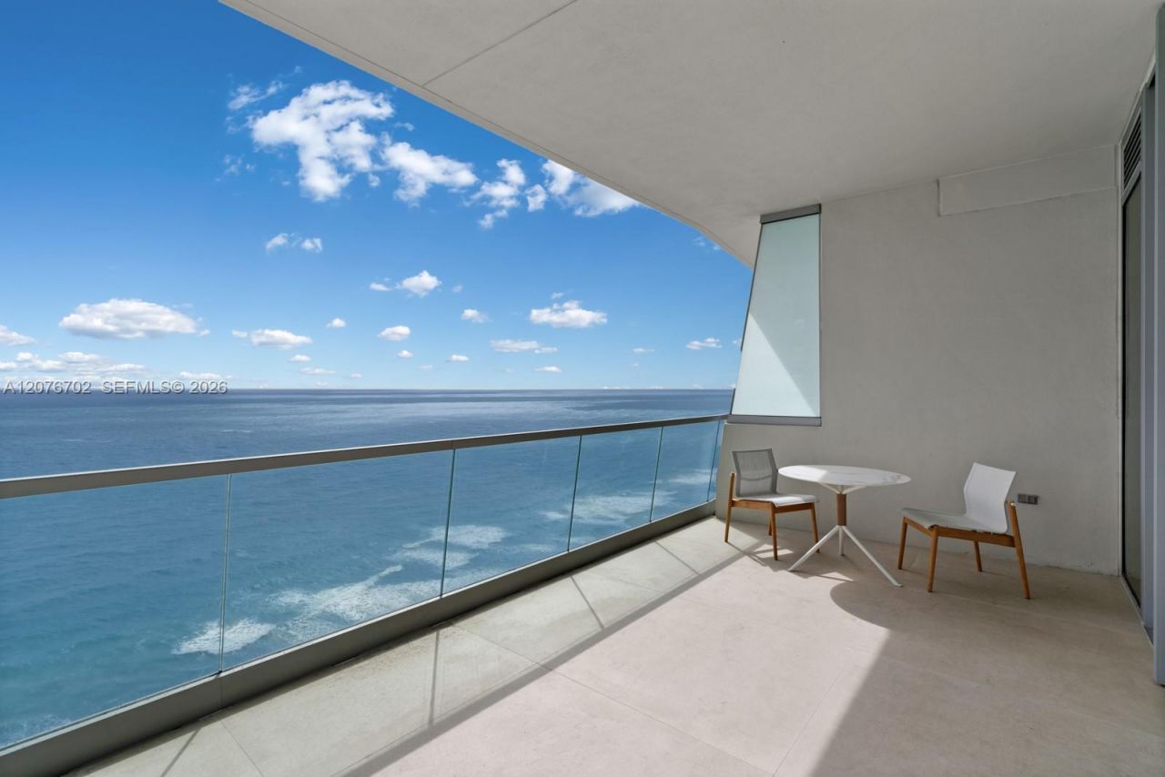 18501 Collins Ave , Unit 2301, Sunny Isles Beach, FL 33160 Photo