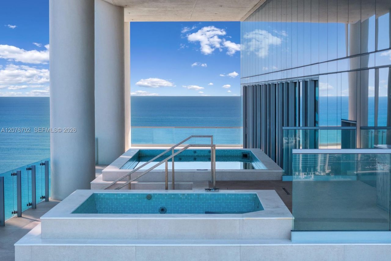 18501 Collins Ave , Unit 2301, Sunny Isles Beach, FL 33160 Photo