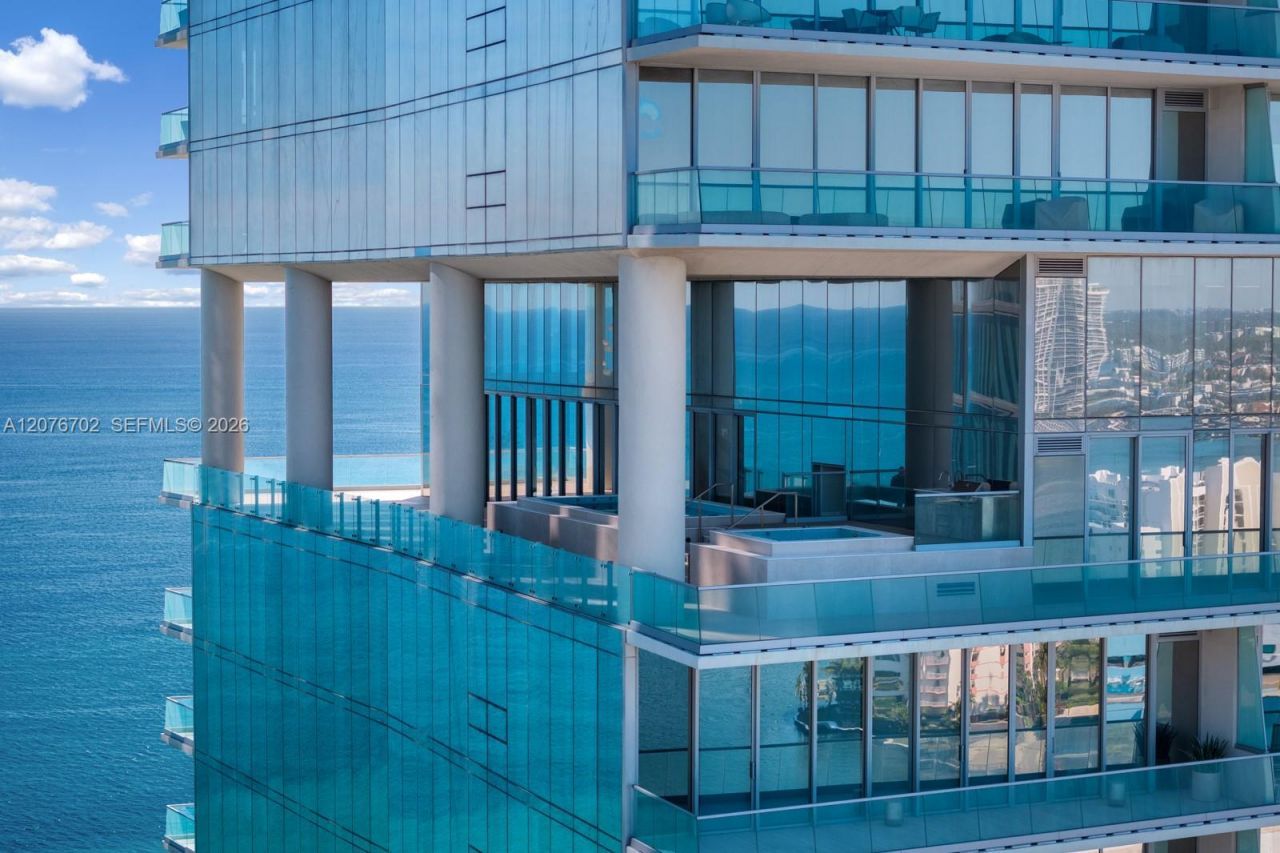 18501 Collins Ave , Unit 2301, Sunny Isles Beach, FL 33160 Photo