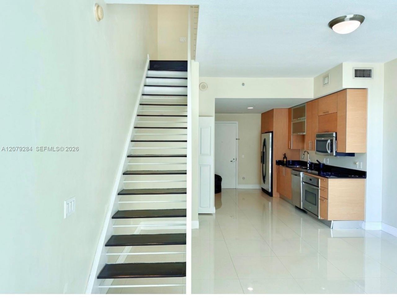 60 SW 13th St, Unit 1808, Miami, FL 33130 Photo