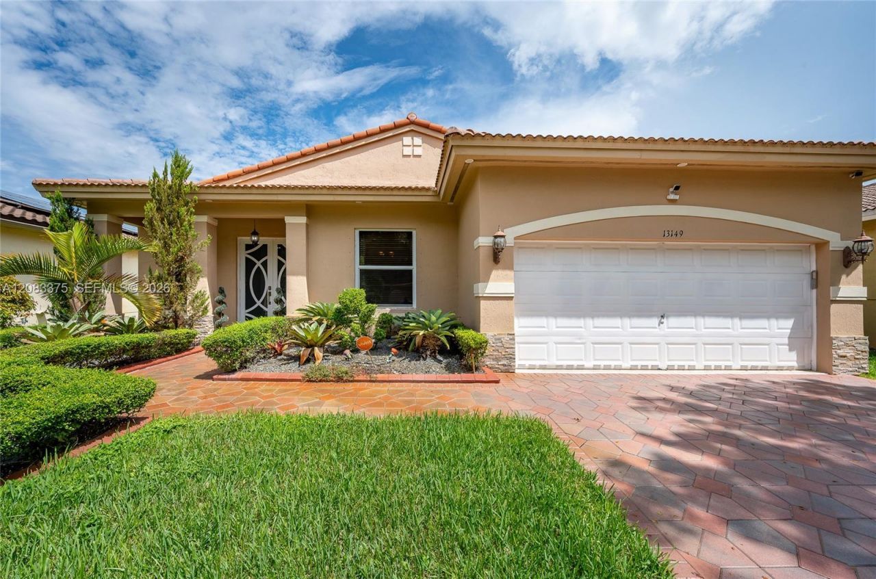 13149 SW 24th St, Miramar, FL 33027 Photo