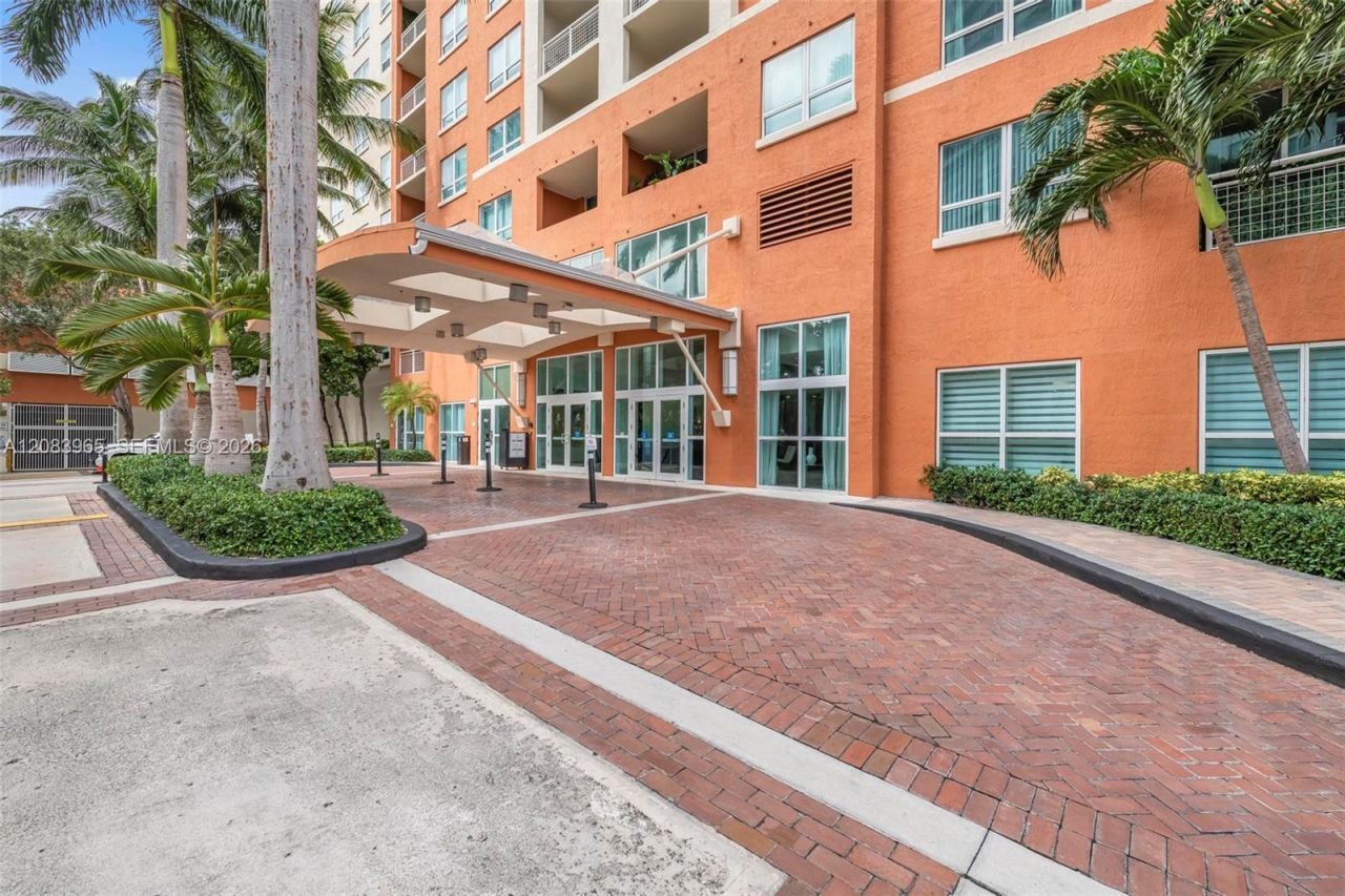 2000 N Bayshore Dr, Unit 408, Miami, FL 33137 Photo