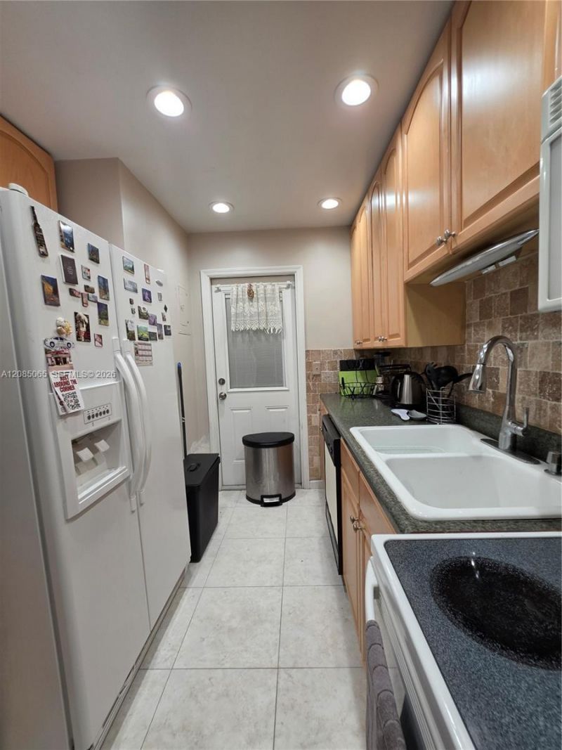 1431 S 14th Ave, Unit 119, Hollywood, FL 33020 Photo