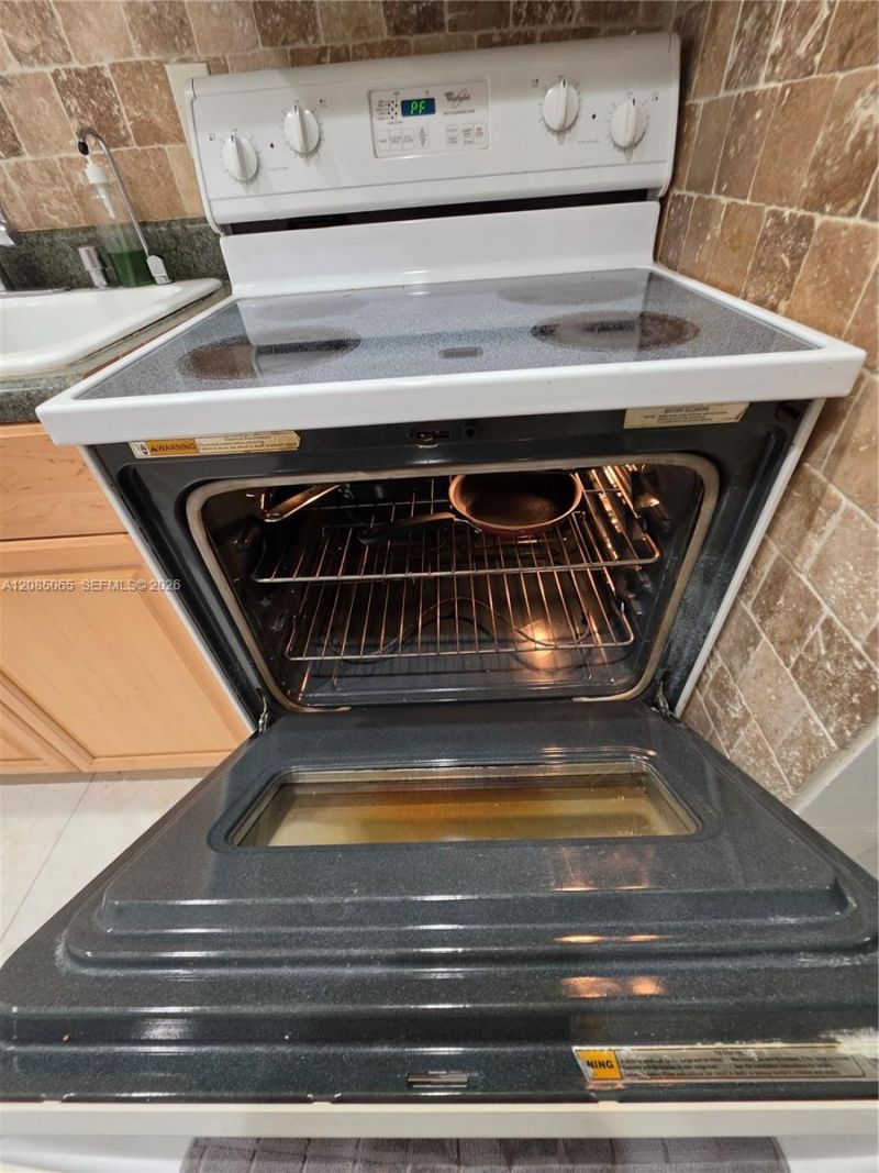 1431 S 14th Ave, Unit 119, Hollywood, FL 33020 Photo