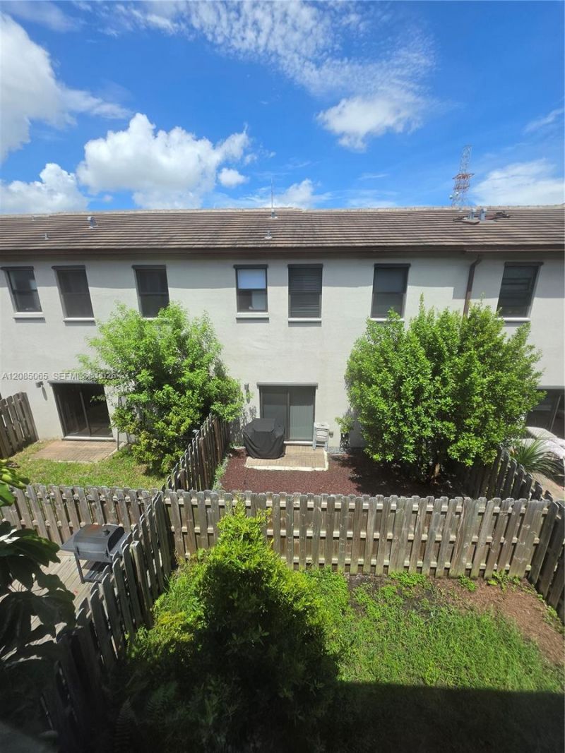 1431 S 14th Ave, Unit 119, Hollywood, FL 33020 Photo