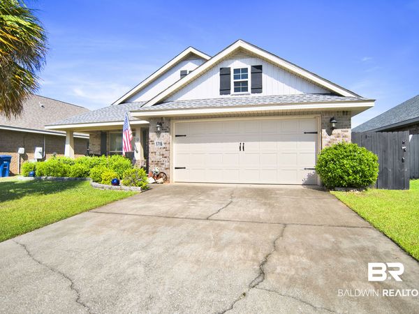 1716 Arcadia Dr, Foley, AL 36535