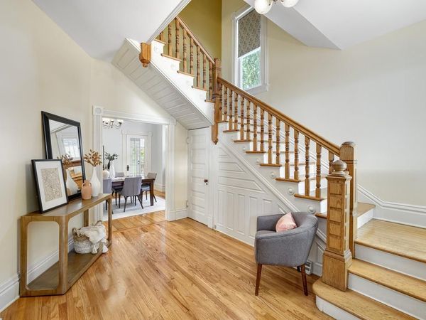 820 Osceola Avenue , Saint Paul, MN 55105