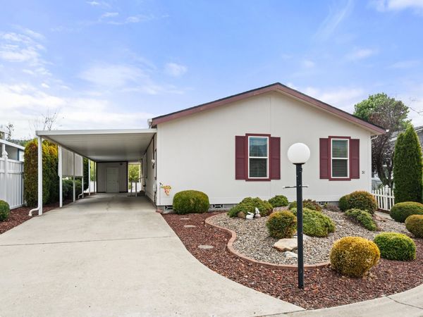 4601 S Pacific Highway, UNIT 31, Phoenix, OR 97535