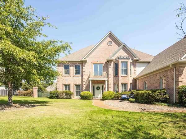 1822 HARTWELL MNR N, Collierville, TN 38017