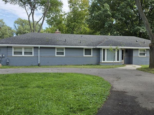 5335 Orchard Lake Road, West Bloomfield, MI 48323