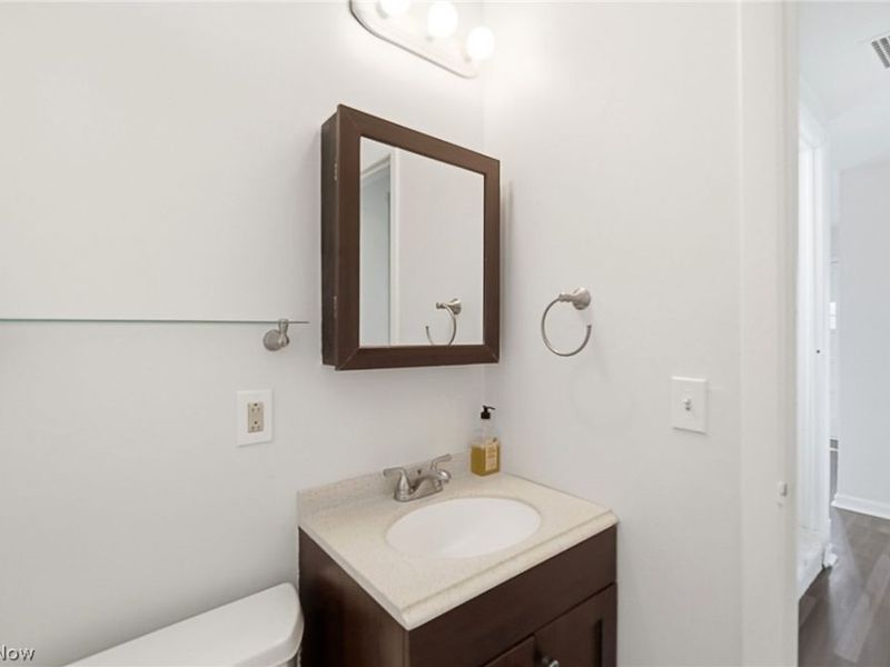 13420 Bennington Avenue, Cleveland, OH 44135 Photo 16