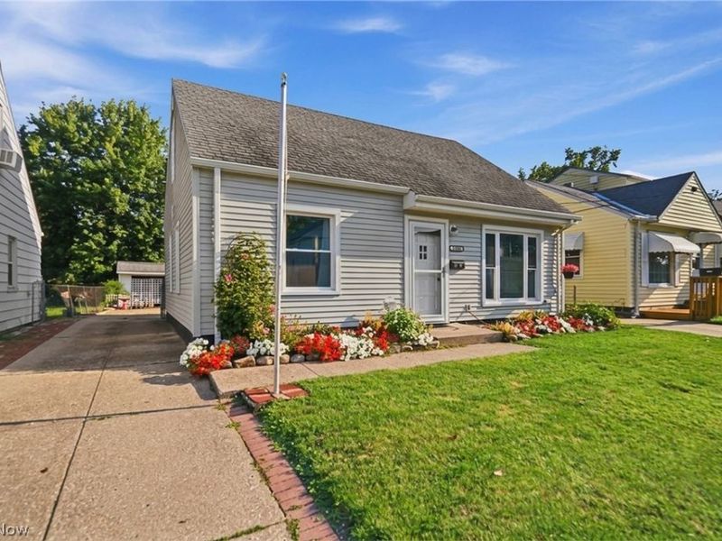 13420 Bennington Avenue, Cleveland, OH 44135 Photo 4