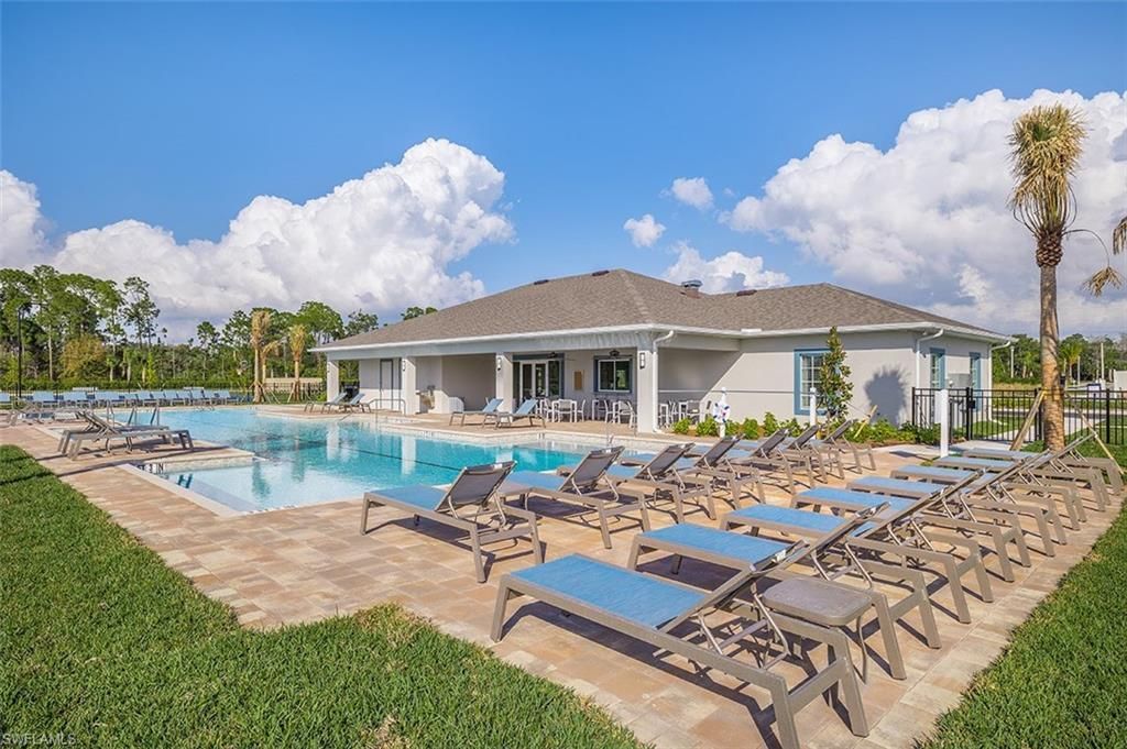 15535 Wildflower Cir, Naples, FL 34119 Photo
