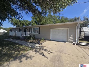 206 Cedar Street, Beatrice, NE 68310