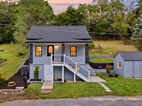 307 CHESTNUT STREET, MARTINSBURG, WV 25401