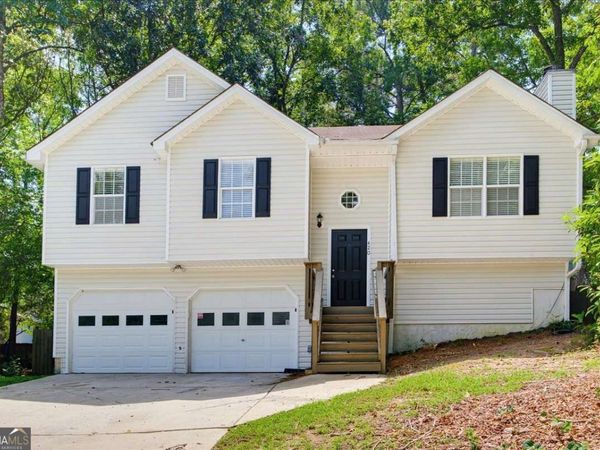 420 Blake Drive, Douglasville, GA 30134