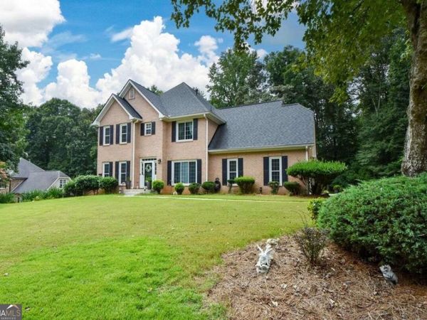 125 Riverlook Mill, Fayetteville, GA 30215