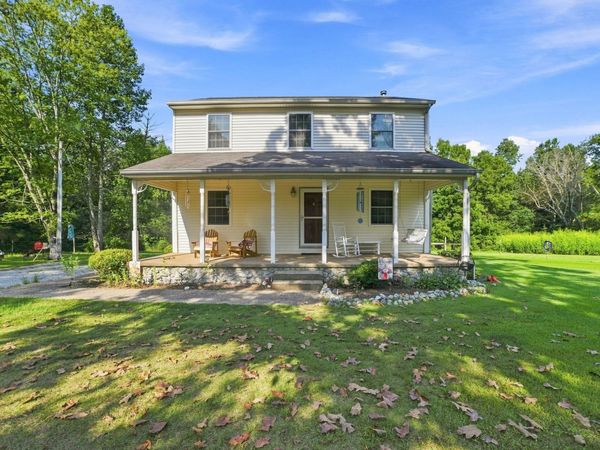 205 Harris St , Camden, TN 38320