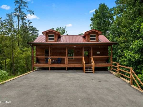 1533 Bear Valley Road , Sevierville, TN 37876