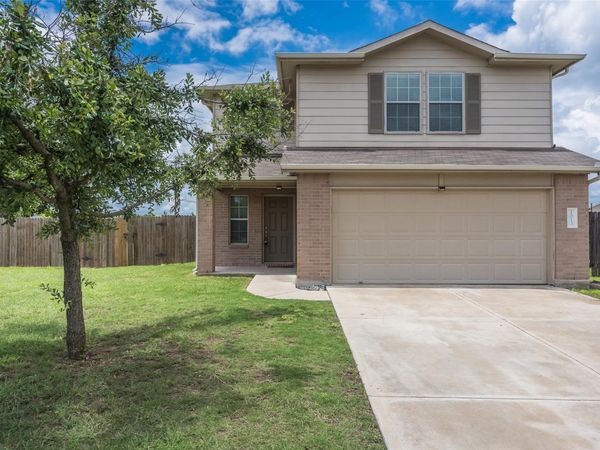 1013 Ranchero RD , Leander, TX 78641