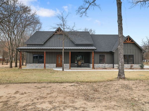 11931 Maximus Lane , Kingston, OK 73439
