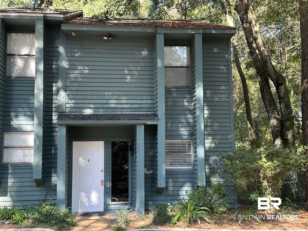 4 Summer Oaks Drive, Unit 4, Daphne, AL 36526