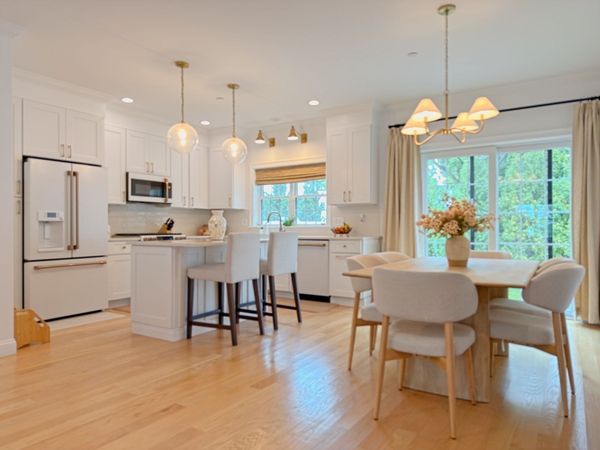 68 Prospect St, Unit 1, Peabody, MA 01960