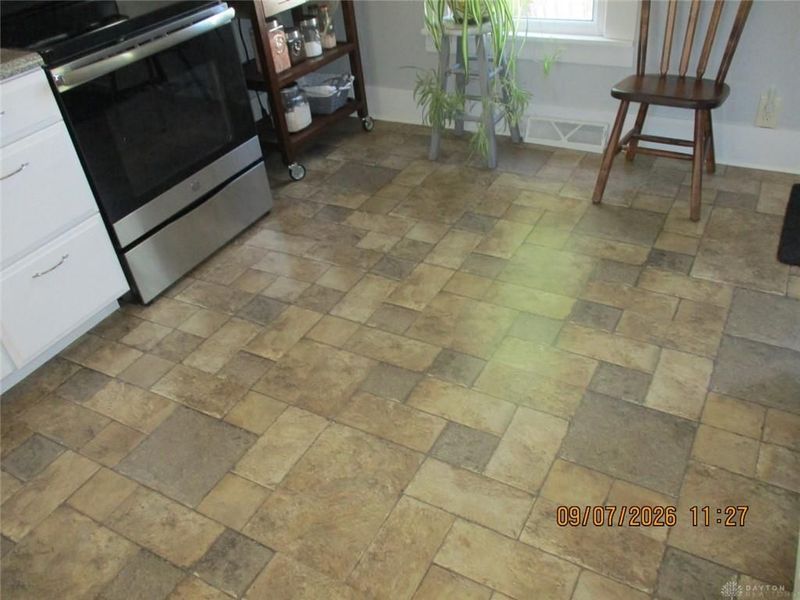 1112 Walker Street, Piqua, OH 45356 Photo 9