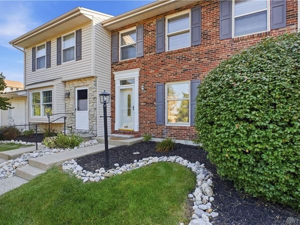 456 Rolling Meadows, Centerville, OH 45459