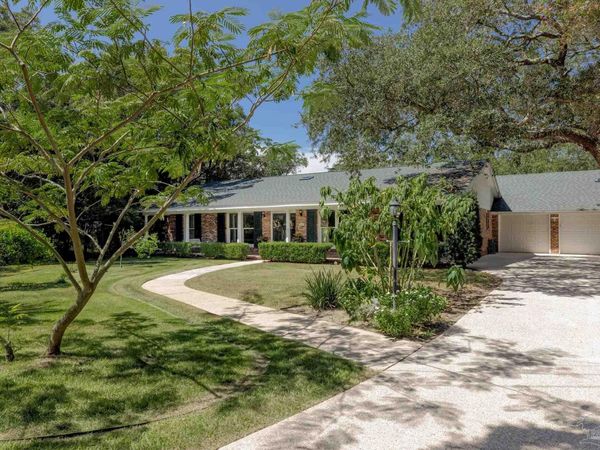326 N Sunset Blvd, Gulf Breeze, FL 32561