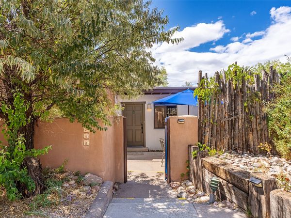 288 Calle Loma Norte , Santa Fe, NM 87501