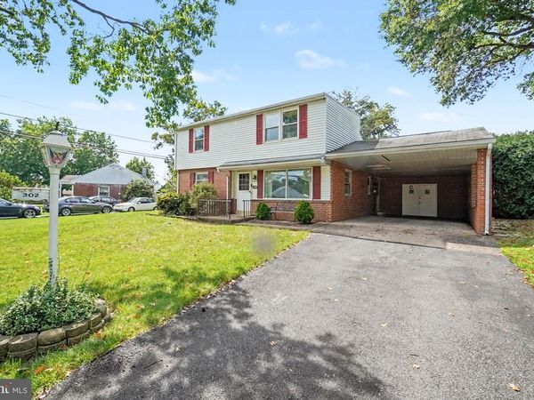 302 WEDGEWOOD ROAD, HARRISBURG, PA 17109